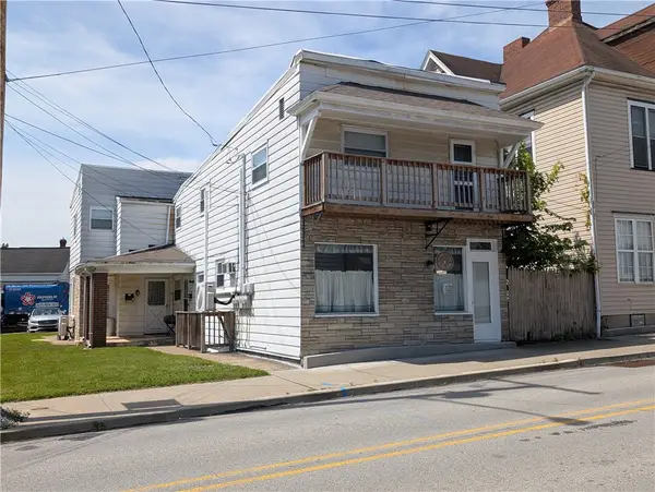 207 Depot St, Youngwood, PA 15697