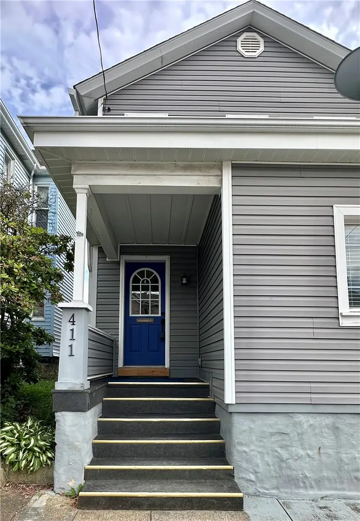 411 Saint Clair St, Latrobe, PA 15650 - #2