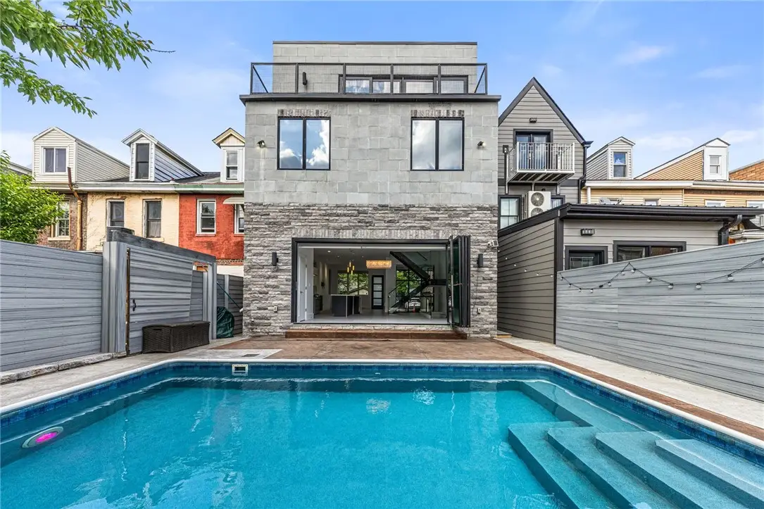 127 1/2 Banner Way, Pittsburgh, PA 15201 - #1