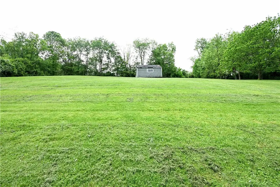 950 Tourman Street, Coulters, PA 15028 - #3