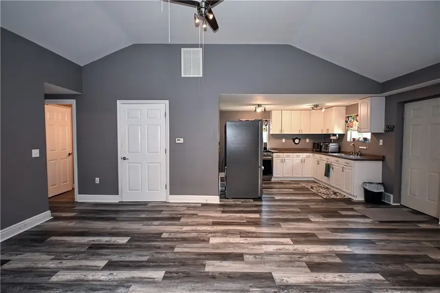 711 Memory Lane, McKeesport, PA 15133 - #2