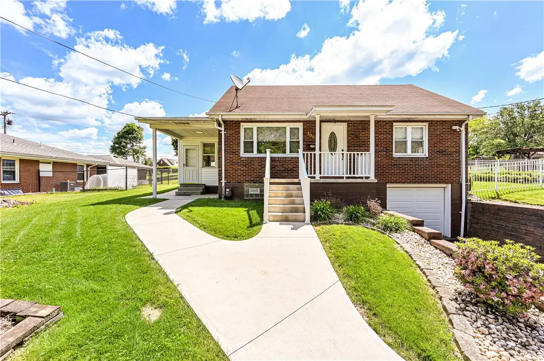 708 Wood Street, Latrobe, PA 15650 - #1