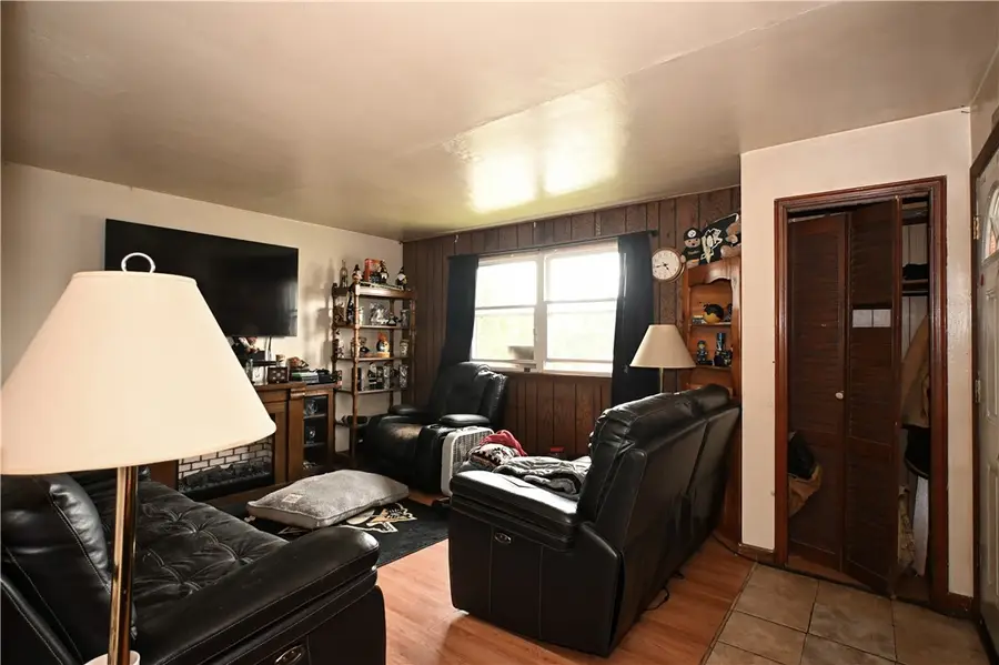 212 Dersam Street, McKeesport, PA 15133 - #3