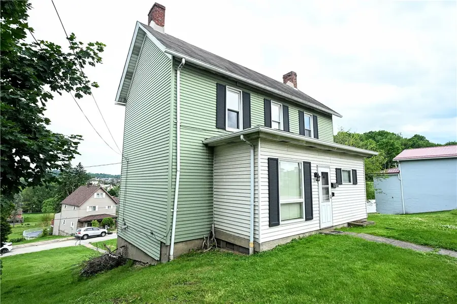 1612 Harrison Ave, Jeannette, PA 15644 - #2