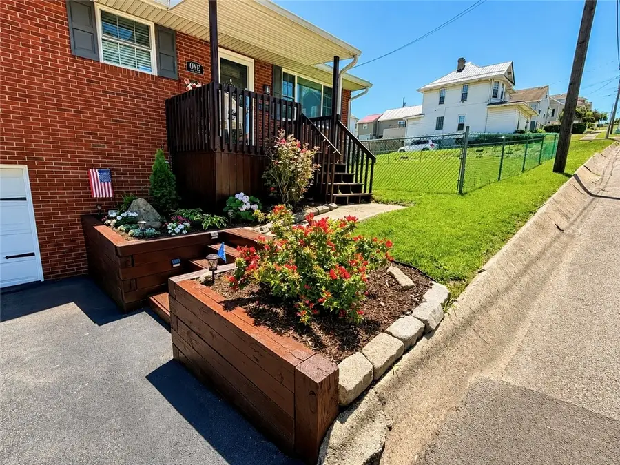1 Loch Lomond Street, Uniontown, PA 15401 - #2