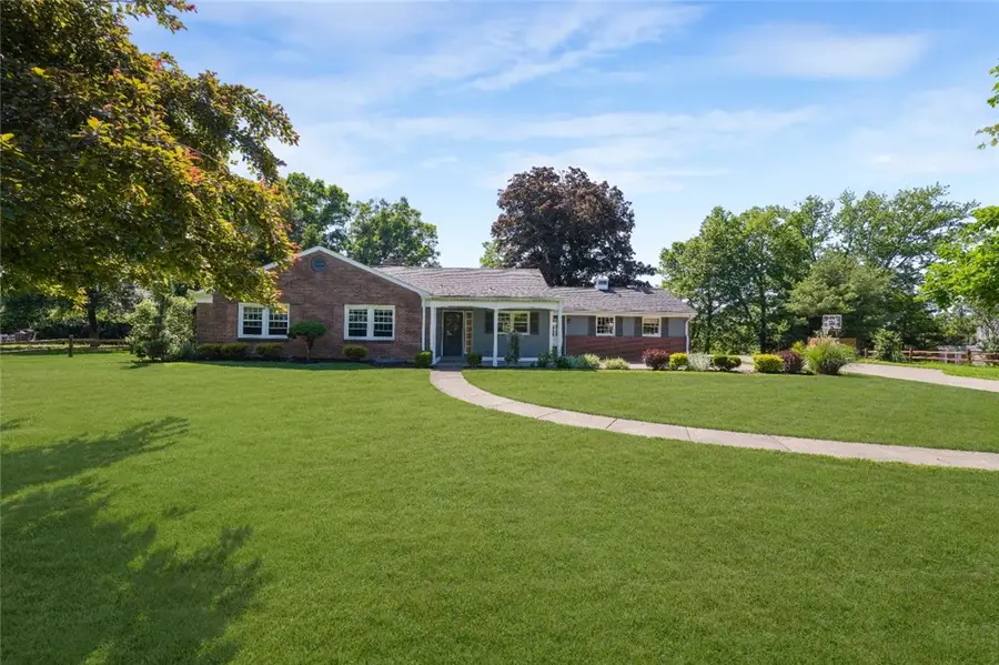 6 Old Farm Rd, Carnegie, PA 15106 - #3