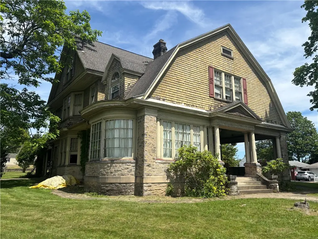 1126 High St, Brownsville, PA 15417 - #1