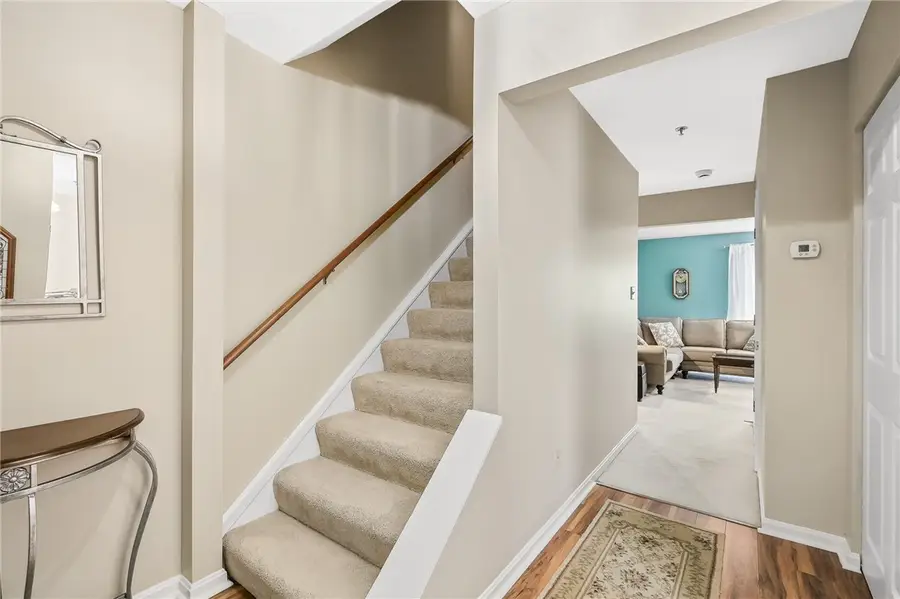 208 Meadowview Dr, Canonsburg, PA 15317 - #3