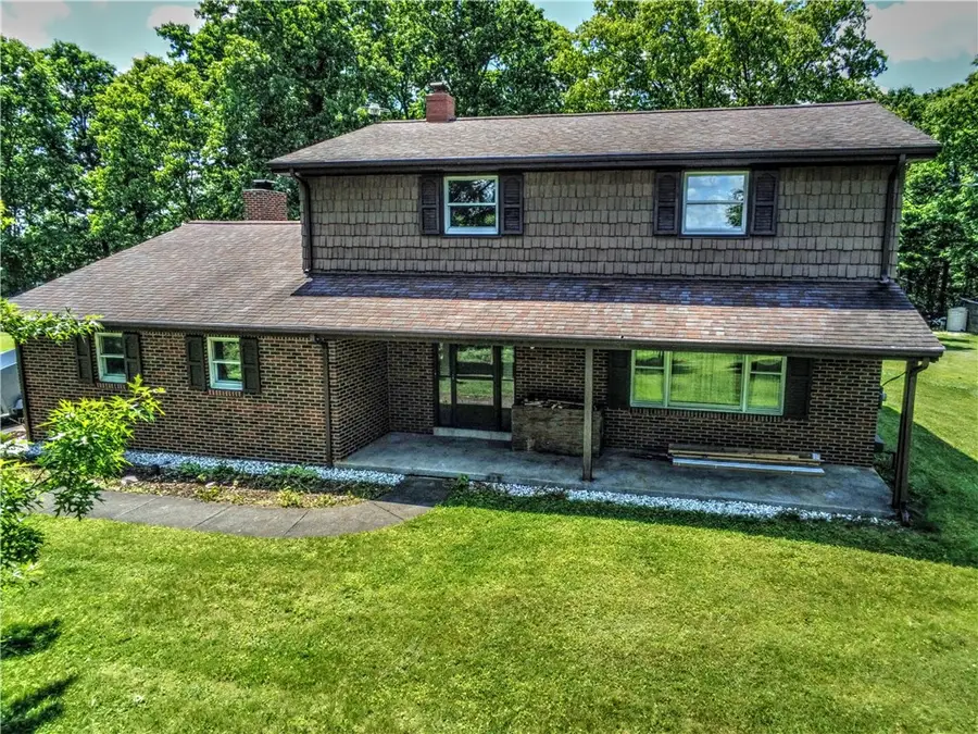 110 Windy Pines Ln, Tarentum, PA 15084 - #2