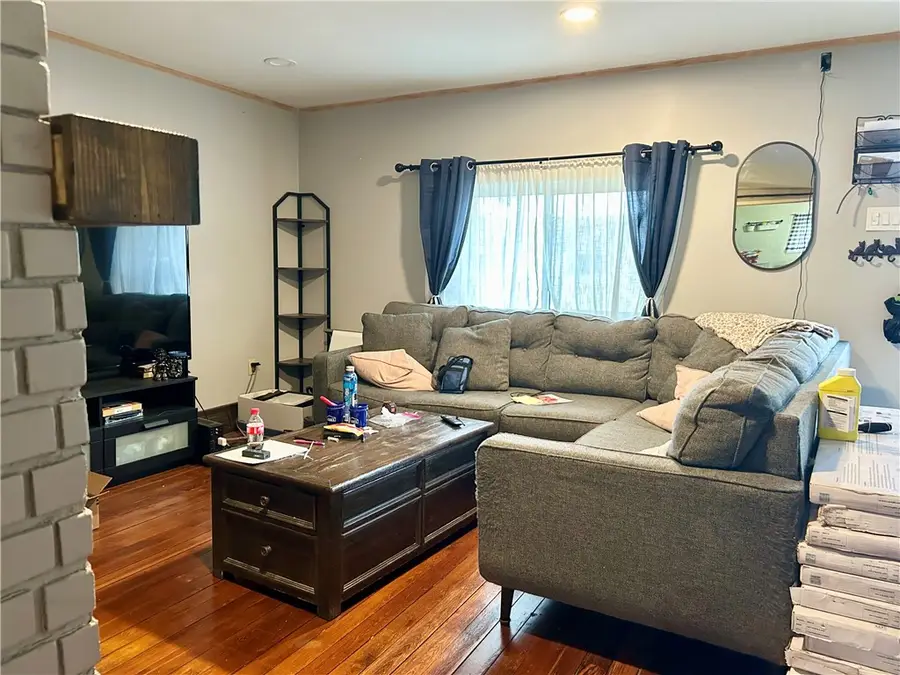 379 Walnut St, Pittsburgh, PA 15238 - #2