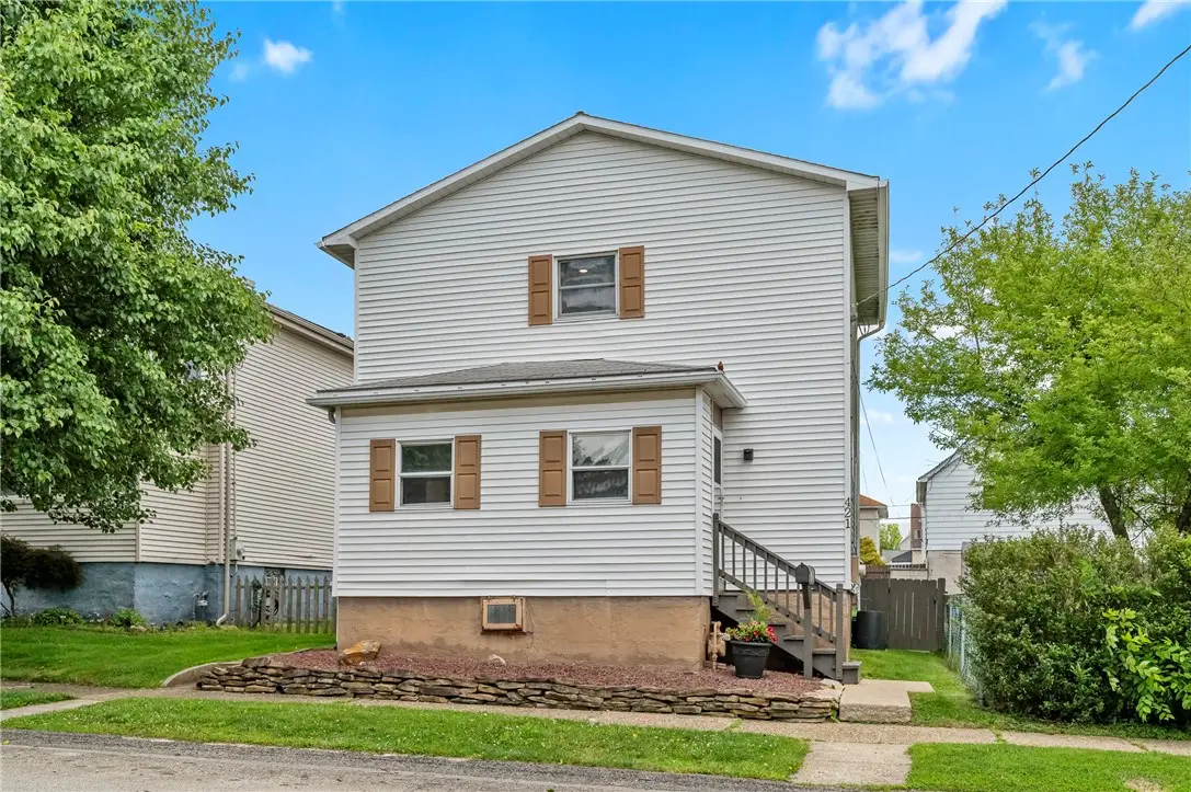 421 Sewickley St, Greensburg, PA 15601 - #1