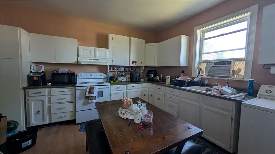 1241 Pittsburgh Road, Uniontown, PA 15401 - #3