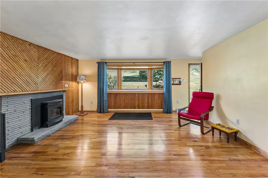 109 Elm Ln, Coraopolis, PA 15108 - #3