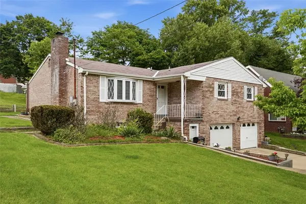 166 Glenhurst Dr, Verona, PA 15147