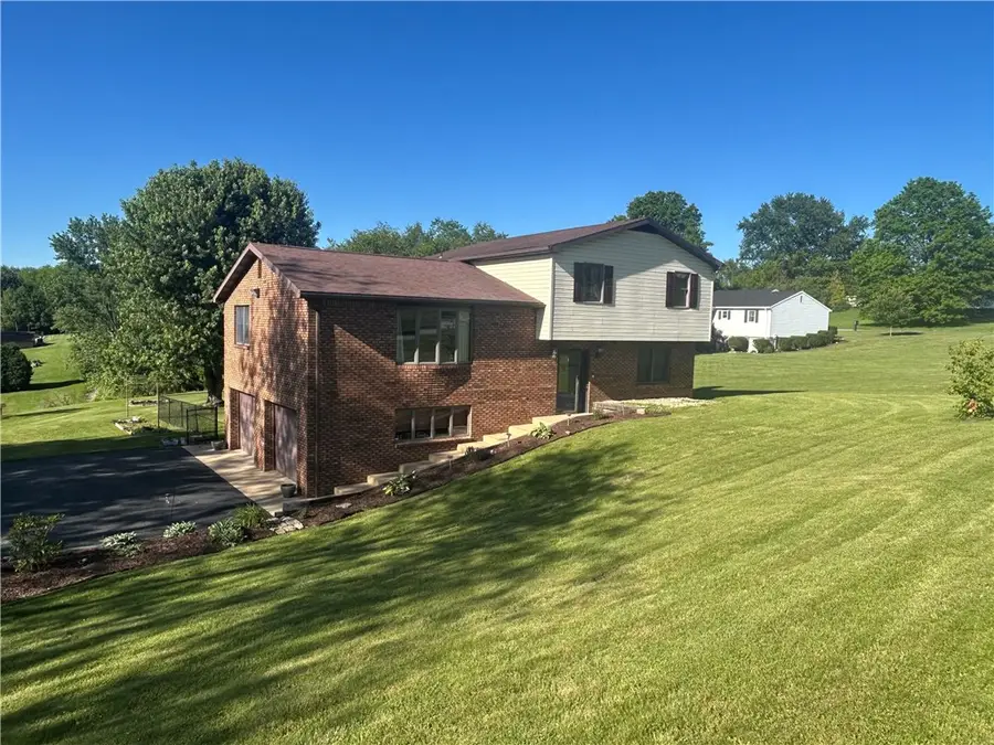 111 Longanecker Rd, Connellsville, PA 15425 - #3