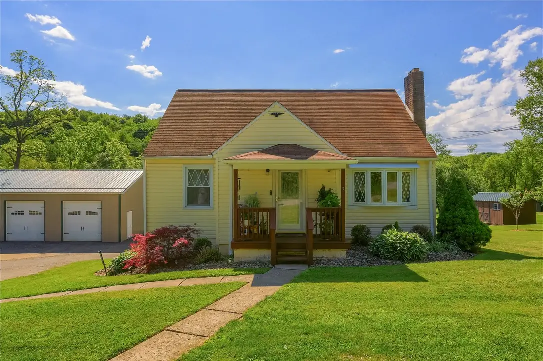 178 Lutz Rd, Zelienople, PA 16063 - #1