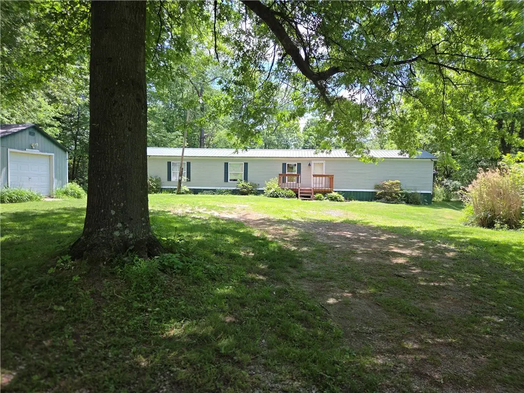 132 Maplehurst Dr, Aliquippa, PA 15001 - #1