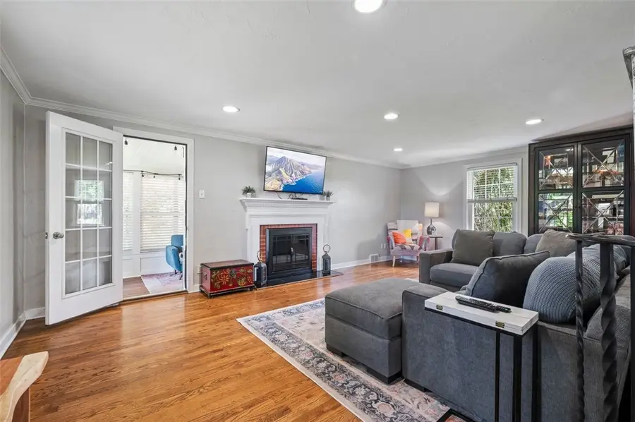4 E Club Dr, Pittsburgh, PA 15236 - #3