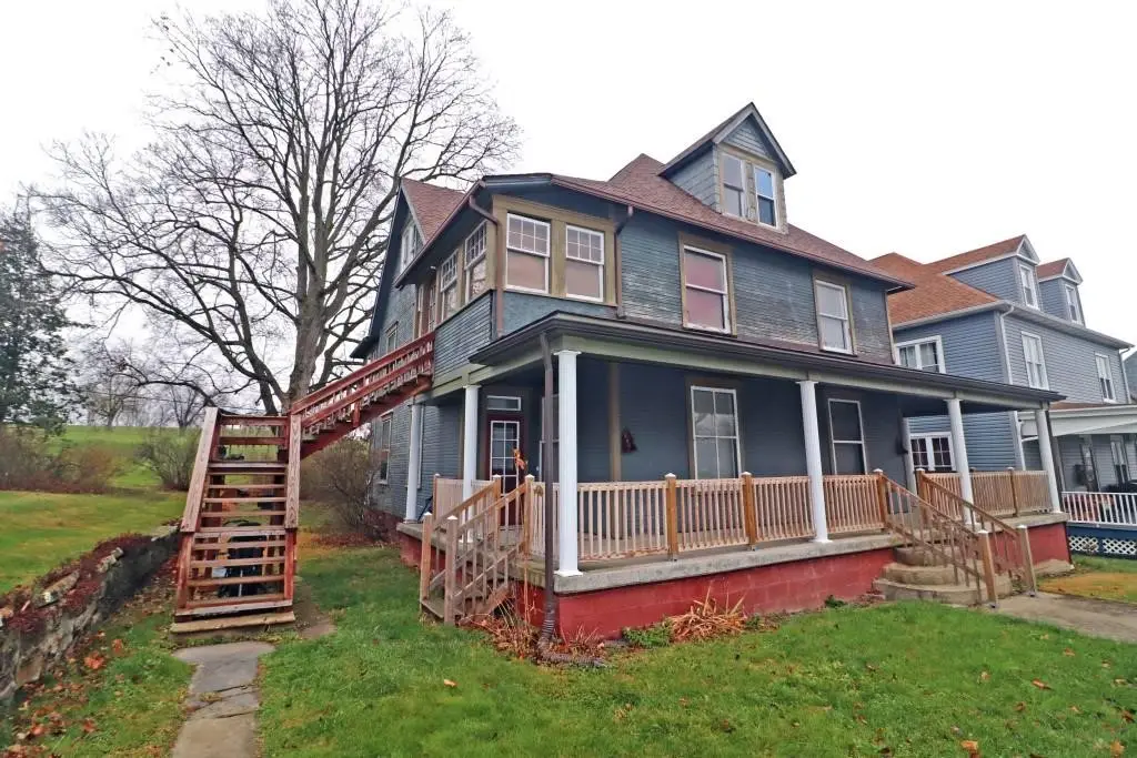 504 Arthur Ave, Scottdale, PA 15683 - #1
