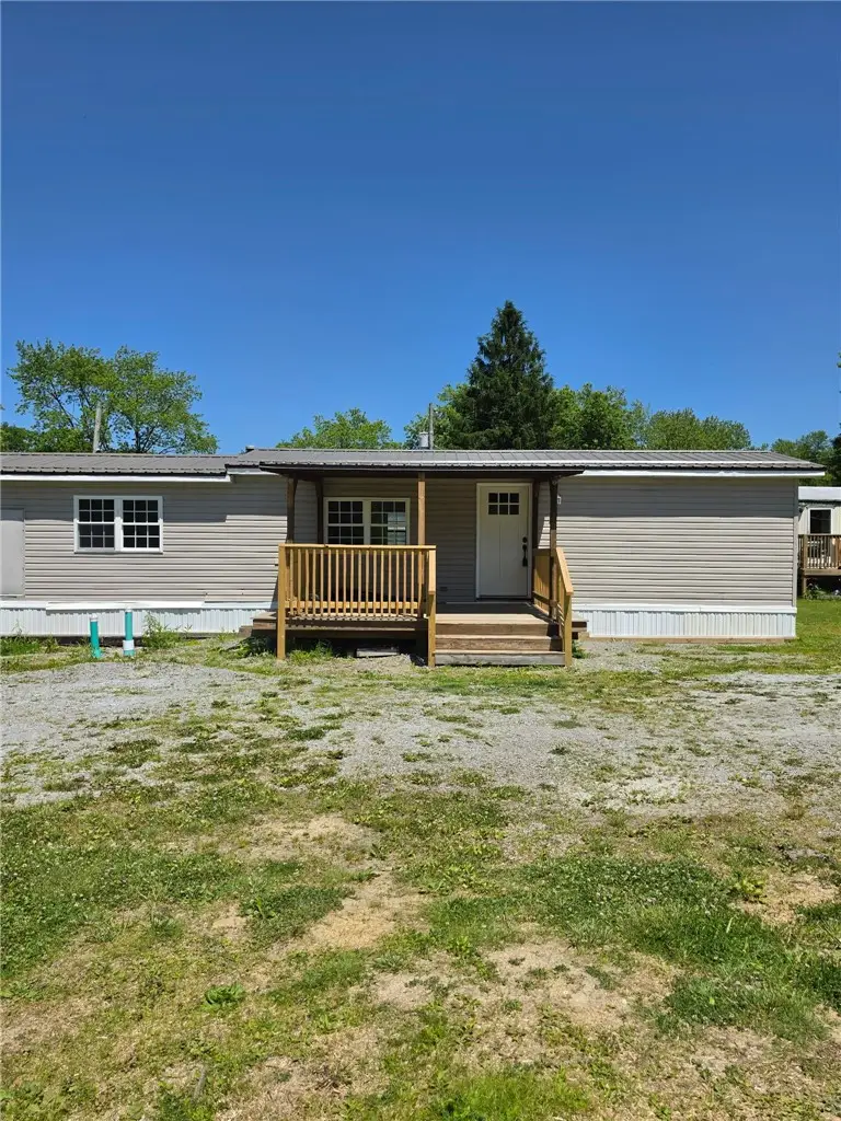 834 Mcgee Lane, Derry, PA 15627 - #1