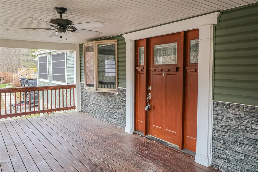989 Blackhawk Rd, Beaver Falls, PA 15010 - #3