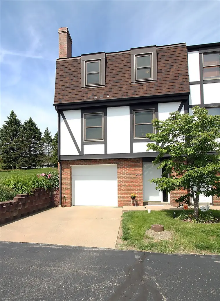 211 Greenwood Drive, Canonsburg, PA 15317 - #2