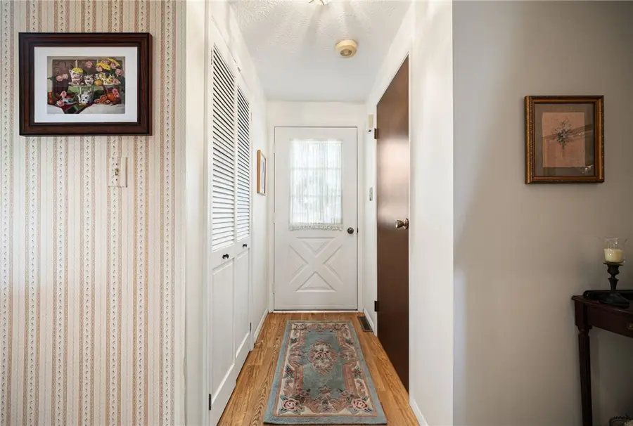 36 Shadow Drive, Pittsburgh, PA 15227 - #3