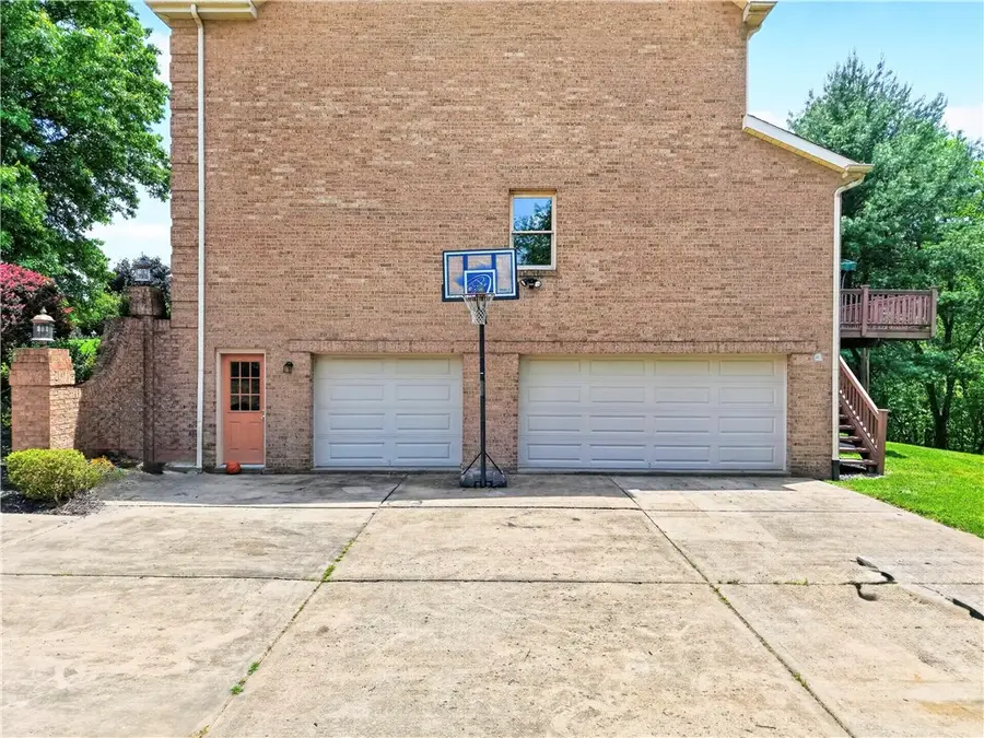 2480 Matterhorn Drive, Wexford, PA 15090 - #2