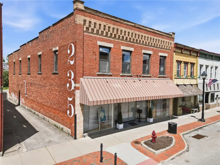 235 S Broad St, Grove City, PA 16127 - #2