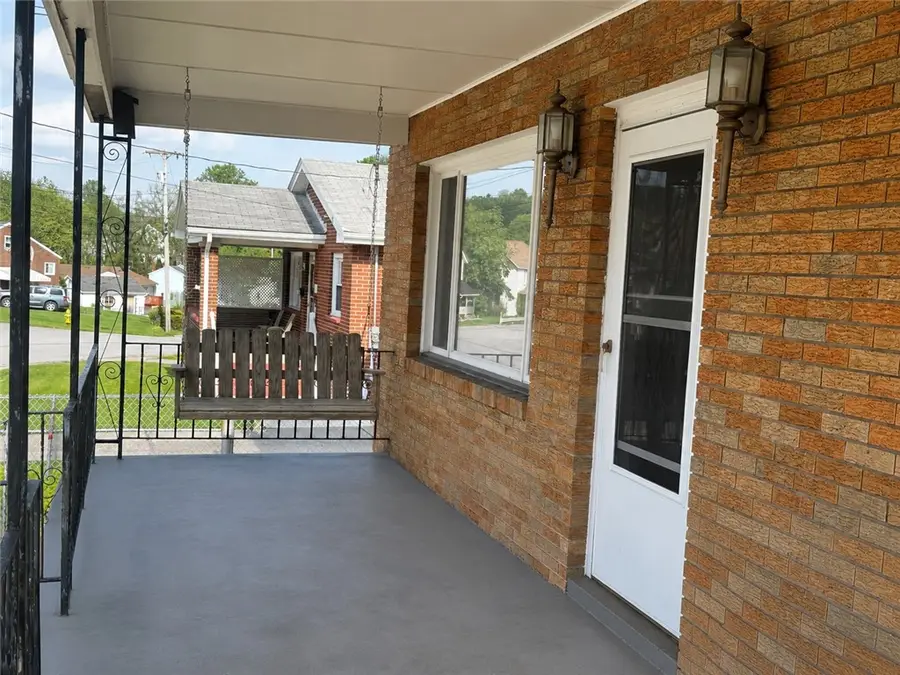 139 Wampum Avenue, Ellwood City, PA 16117 - #2