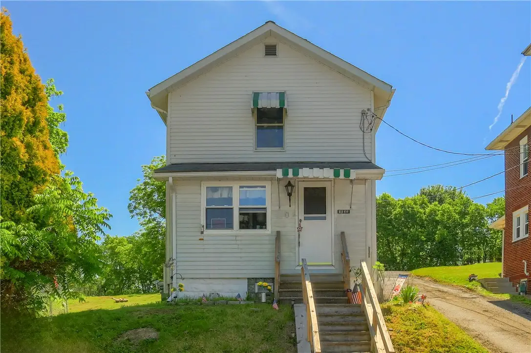 1133 Rosannah St, Ellwood City, PA 16117 - #1