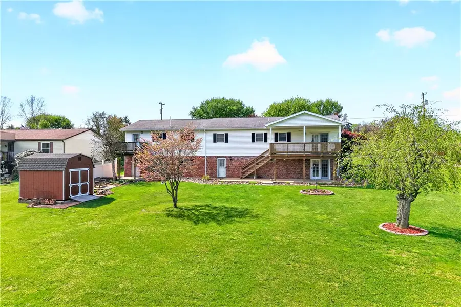 321 Falls Avenue, Connellsville, PA 15425 - #3