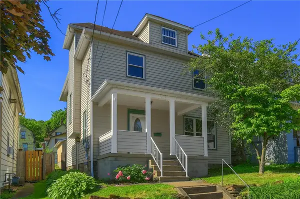 513 Franklin Ave, Ellwood City, PA 16117