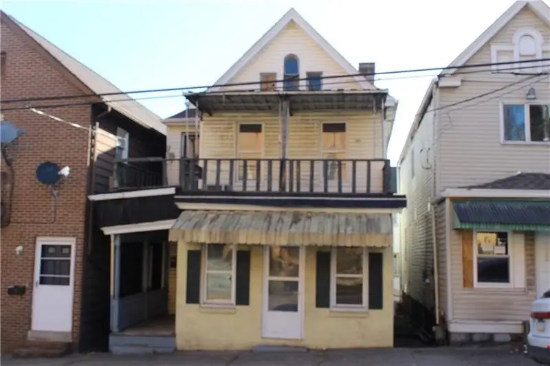 580 Thompson Ave, Donora, PA 15033 - #1