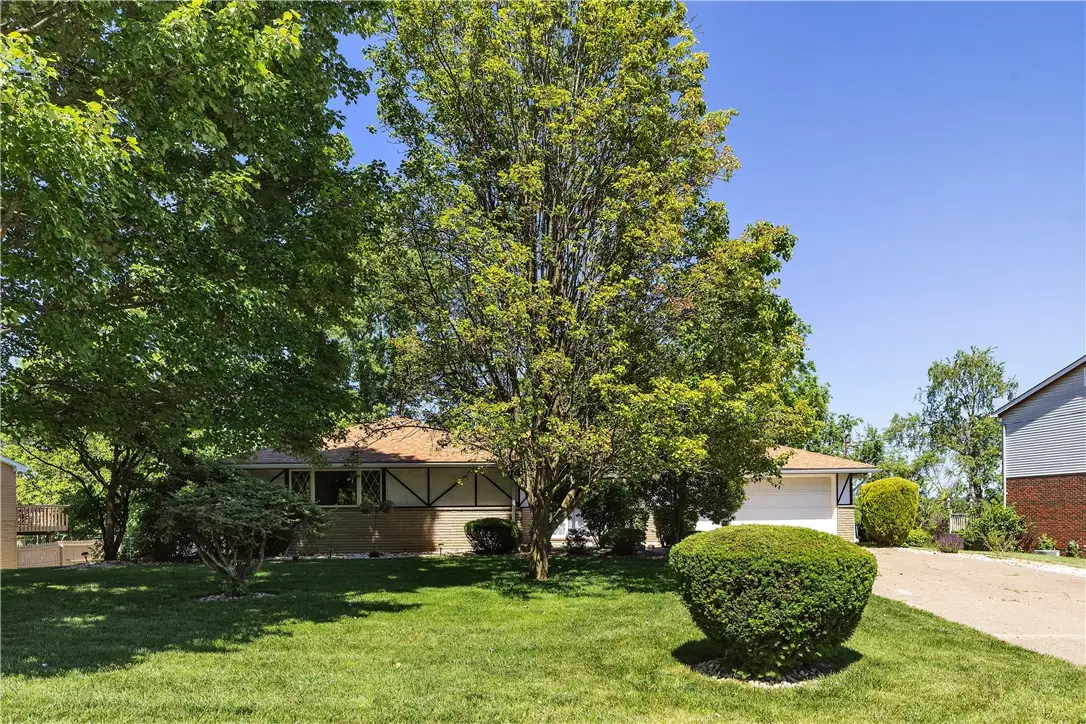 122 Northumberland Drive, Irwin, PA 15642 - #1