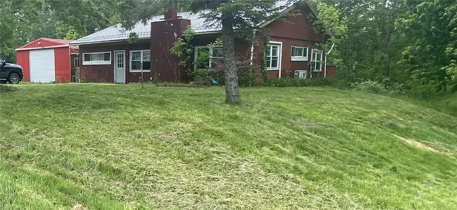 9137 N Sunnyside Dr, Linesville, PA 16424 - #2