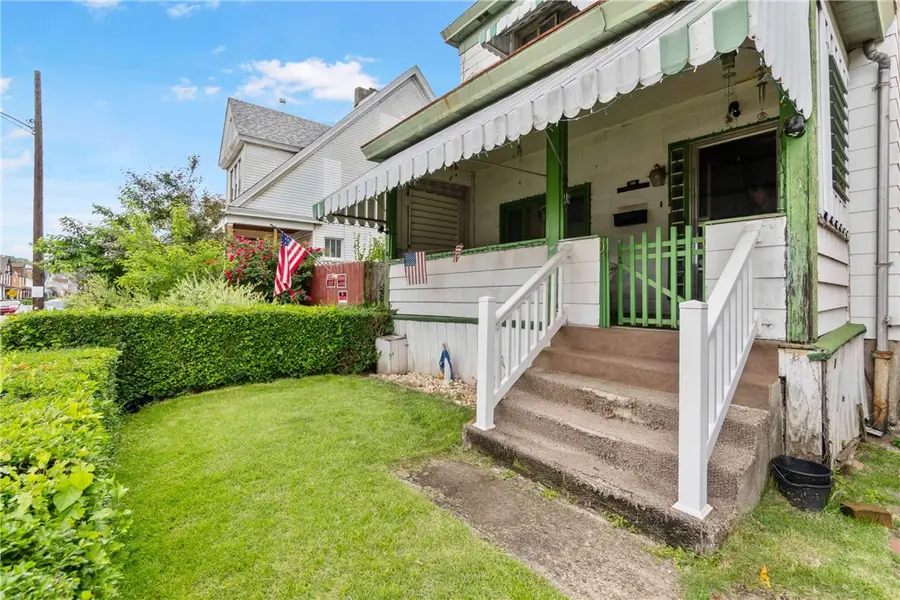 306 Russellwood Ave, McKees Rocks, PA 15136 - #2