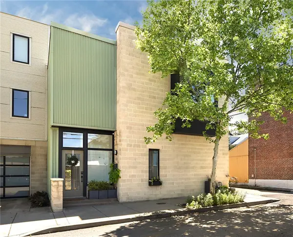4528 Hatfield St, Pittsburgh, PA 15201