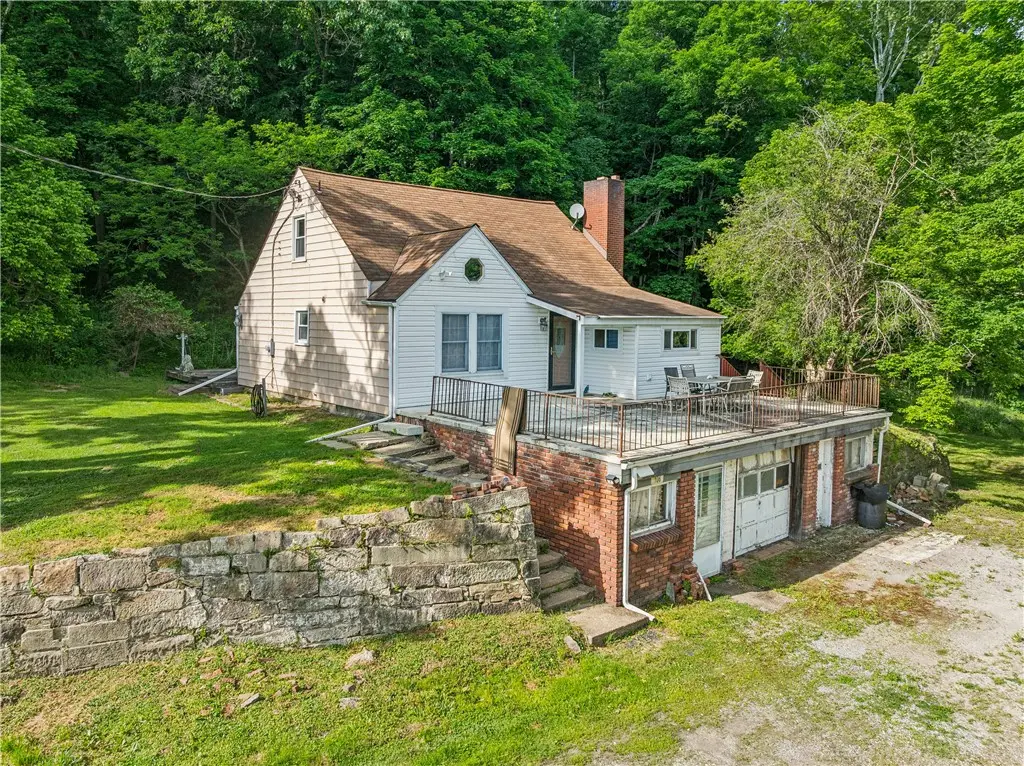 106 Shady Ln, Aliquippa, PA 15001 - #1
