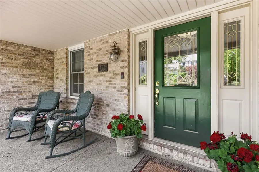 703 Willowcrest Dr, Gibsonia, PA 15044 - #2