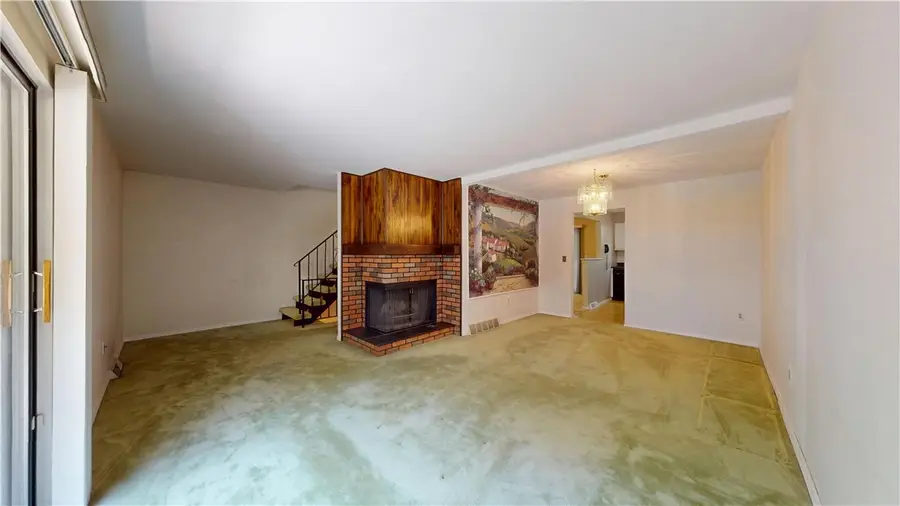 610 Maplewood Ct, Pittsburgh, PA 15237 - #3
