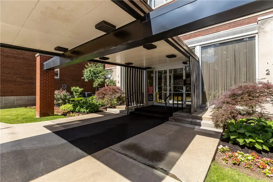 128 N Craig #416, Pittsburgh, PA 15213 - #2