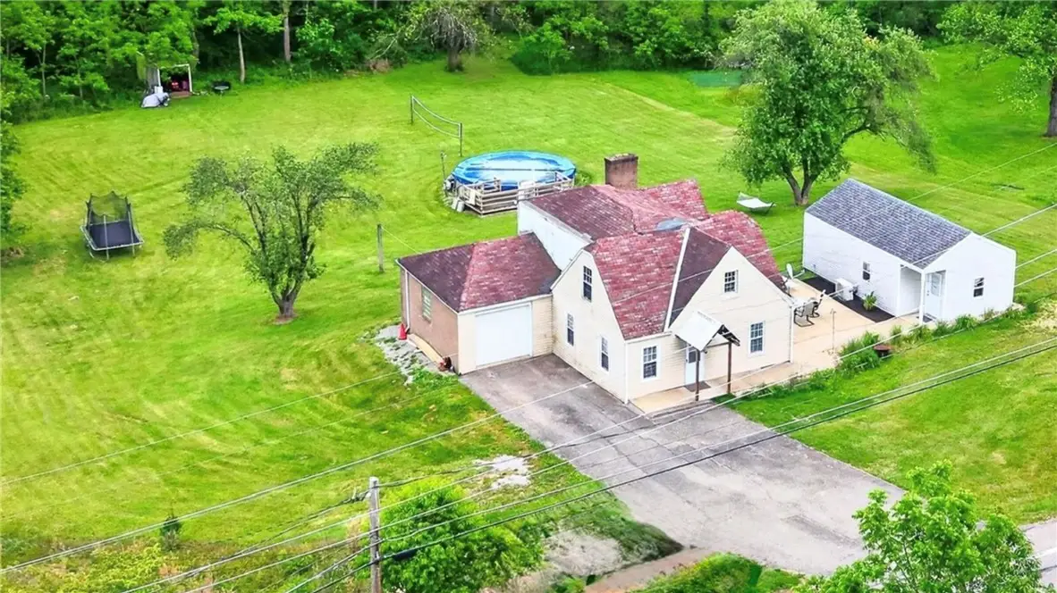 4691 Gibsonia Rd, Allison Park, PA 15101 - #1