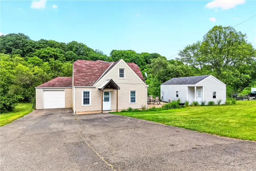 4691 Gibsonia Rd, Allison Park, PA 15101 - #2