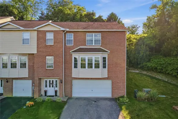 701 Wingate Dr, Pittsburgh, PA 15205