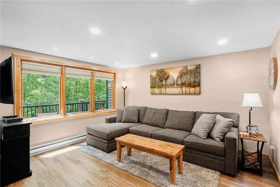 521 Laurel Ponds, Farmington, PA 15437 - #3
