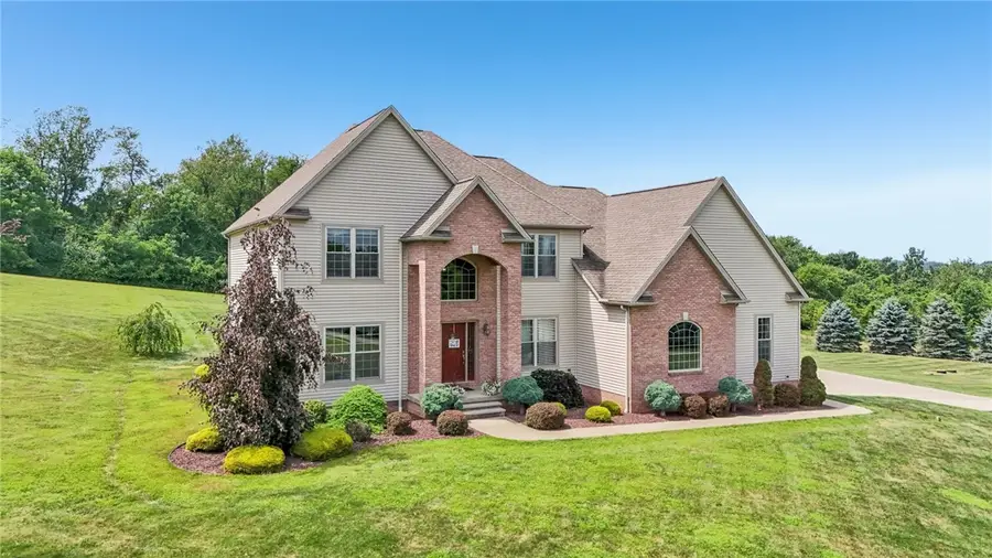 140 Skyview Drive, New Castle, PA 16102 - #2