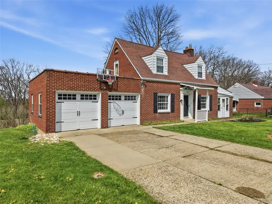 115 Merritt Dr, Butler, PA 16001 - #2