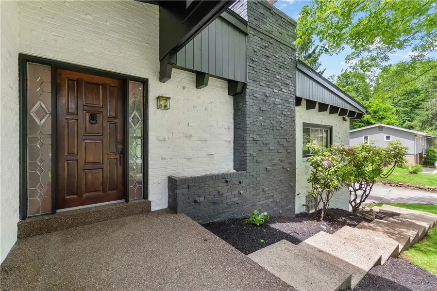 106 Nyetimber Pkwy, Coraopolis, PA 15108 - #2