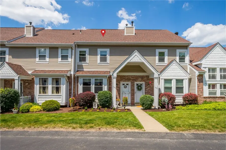 197 Old Village Ln, Bethel Park, PA 15102 - #2